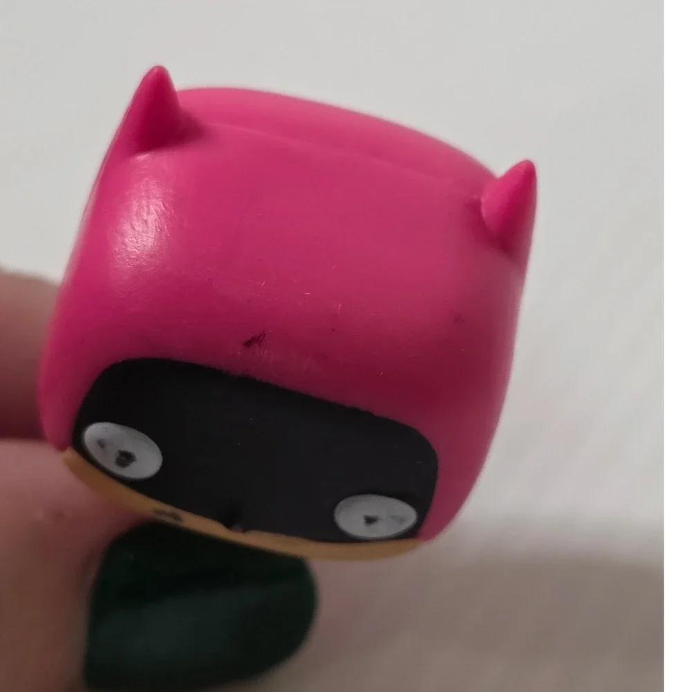 Funko Pint Size‎ Heroes Small Pink Batman Fair MINI size